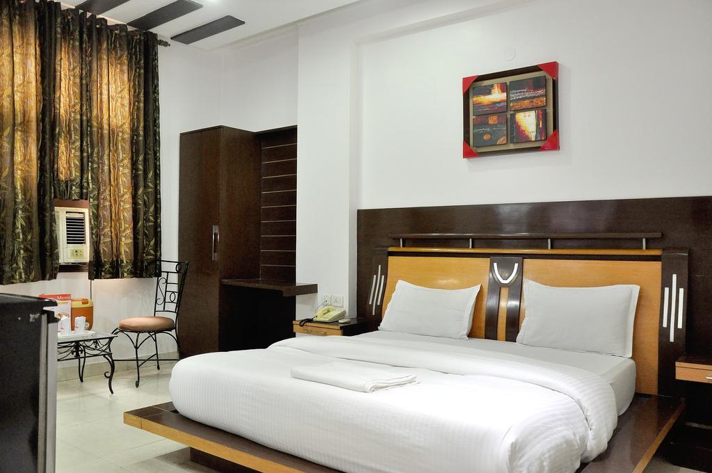 Adb Rooms Hotel Indo Continental ニューデリー エクステリア 写真
