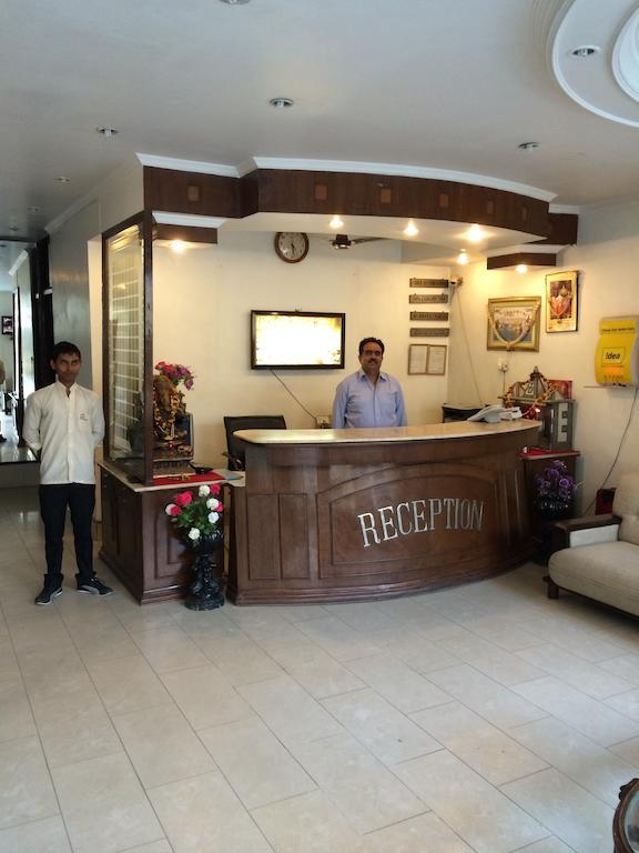 Adb Rooms Hotel Indo Continental ニューデリー エクステリア 写真