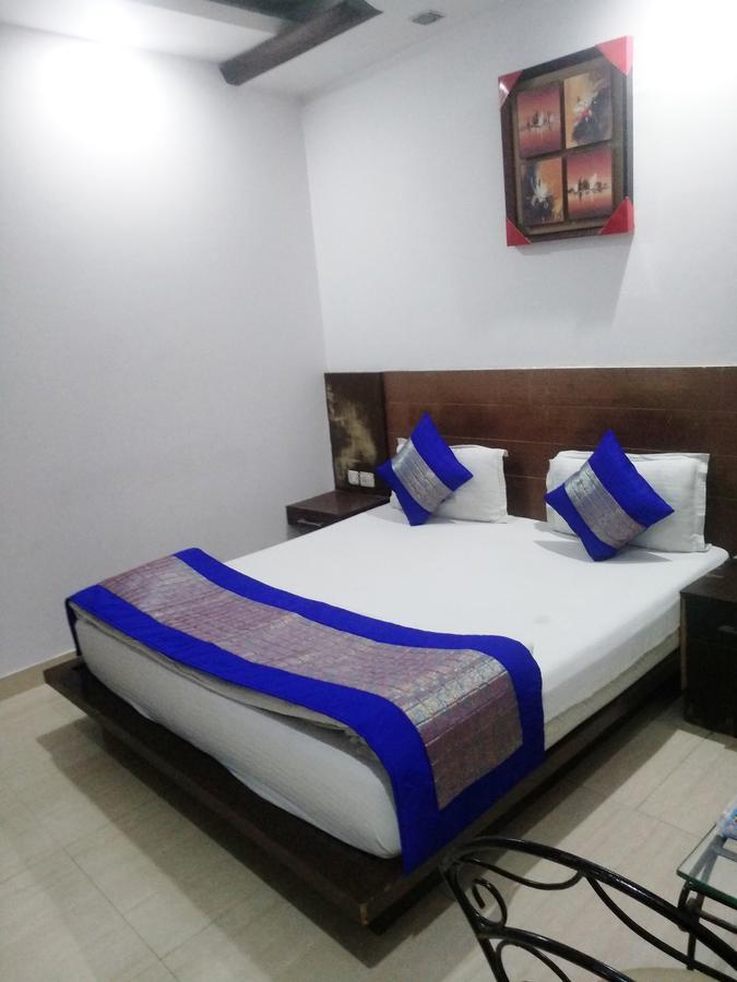 Adb Rooms Hotel Indo Continental ニューデリー エクステリア 写真