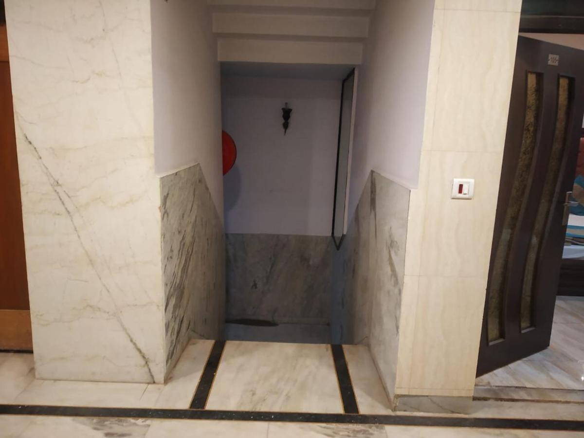 Adb Rooms Hotel Indo Continental ニューデリー エクステリア 写真