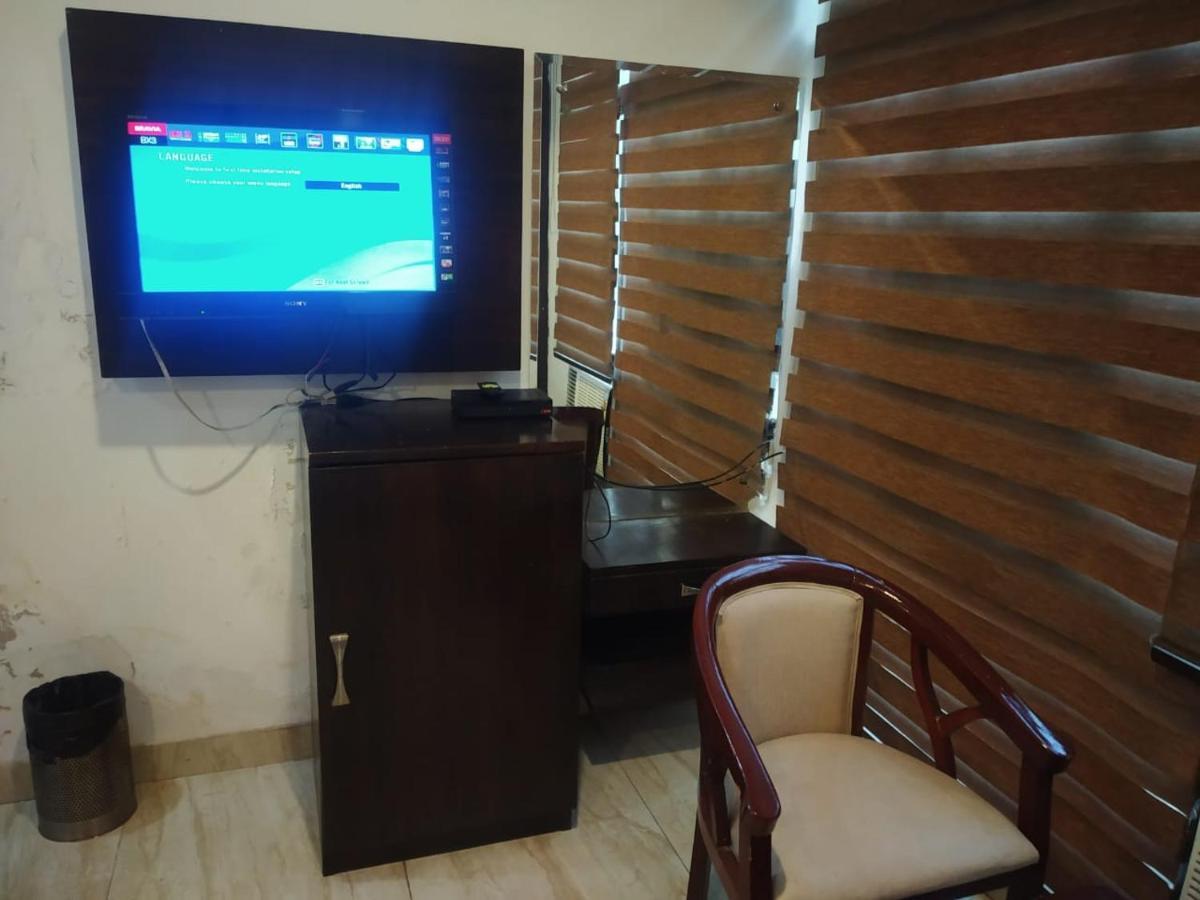 Adb Rooms Hotel Indo Continental ニューデリー エクステリア 写真